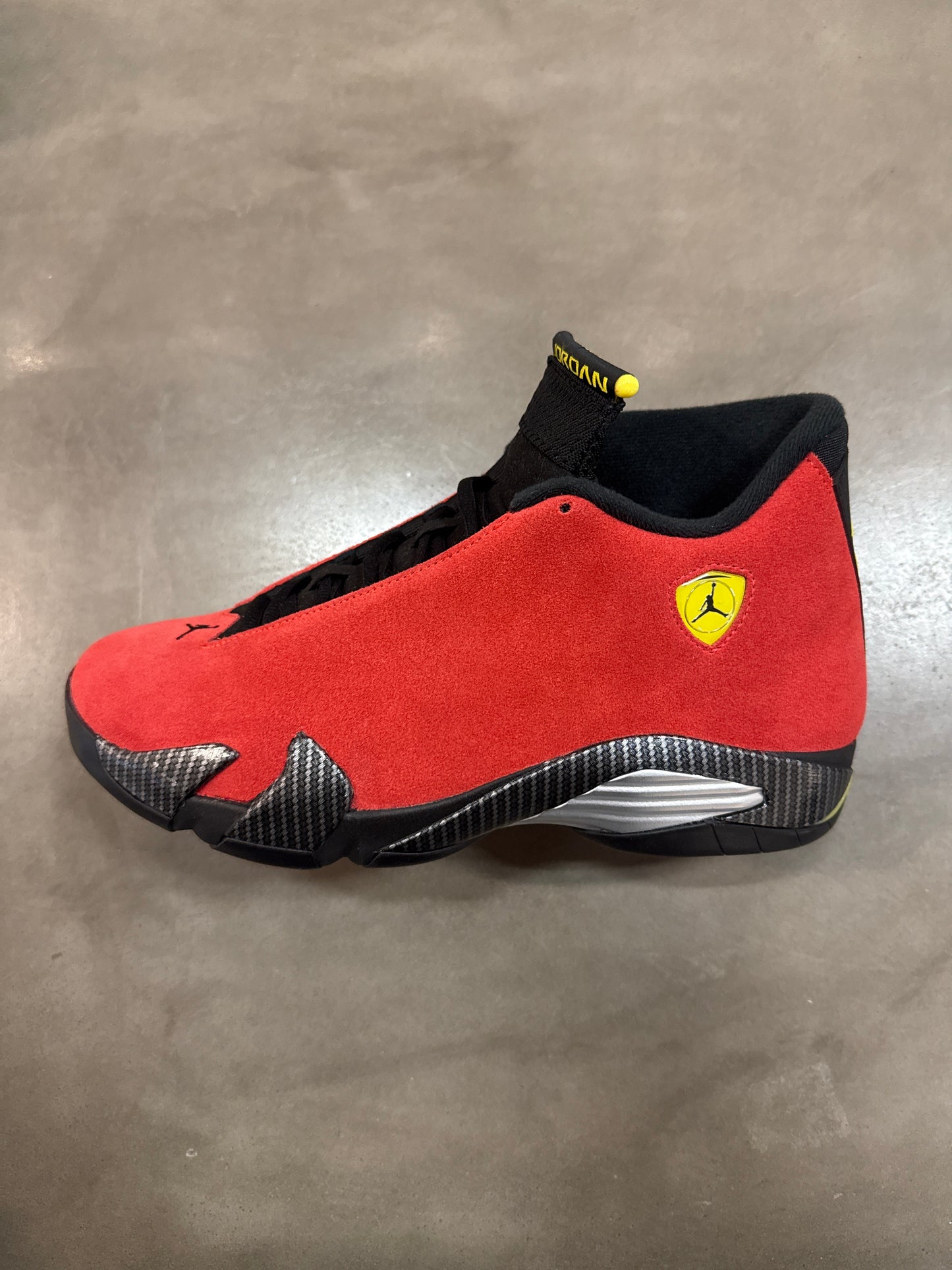 Air Jordan 14 Ferrari