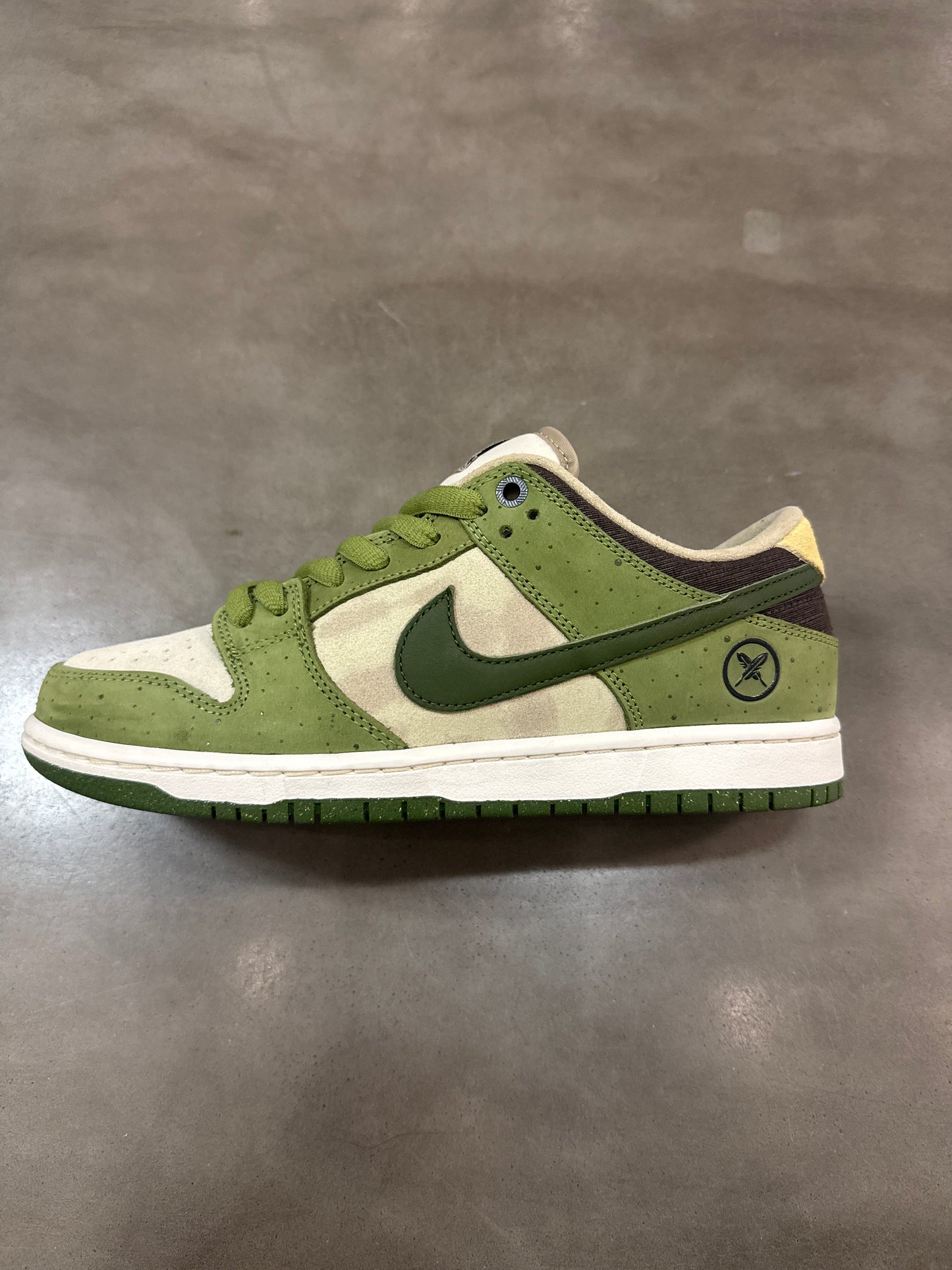 Nike SB Dunk Low Yuto Horigome Asparagus