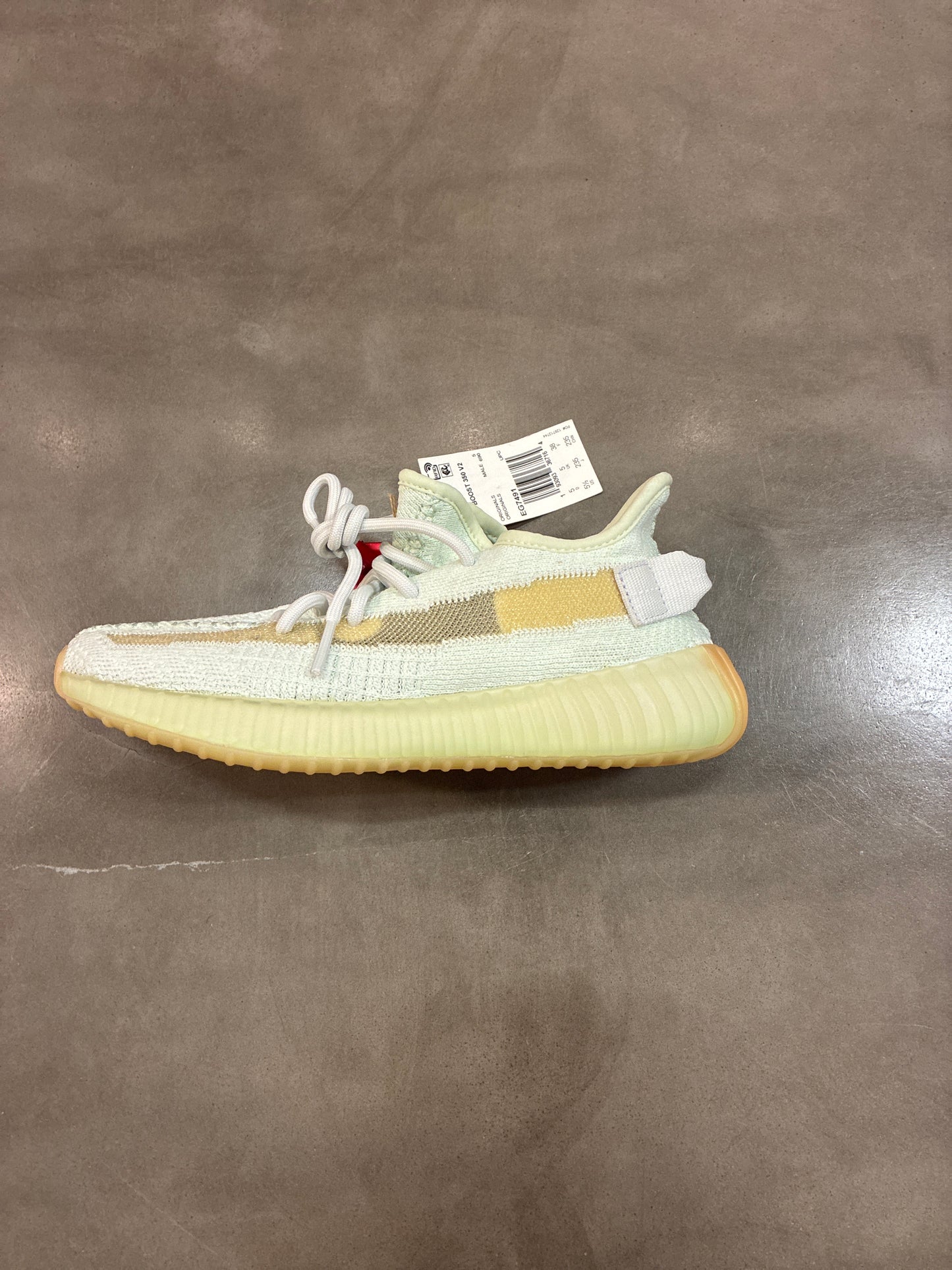 Adidas Yeezy Boost 350 V2 Hyperspace