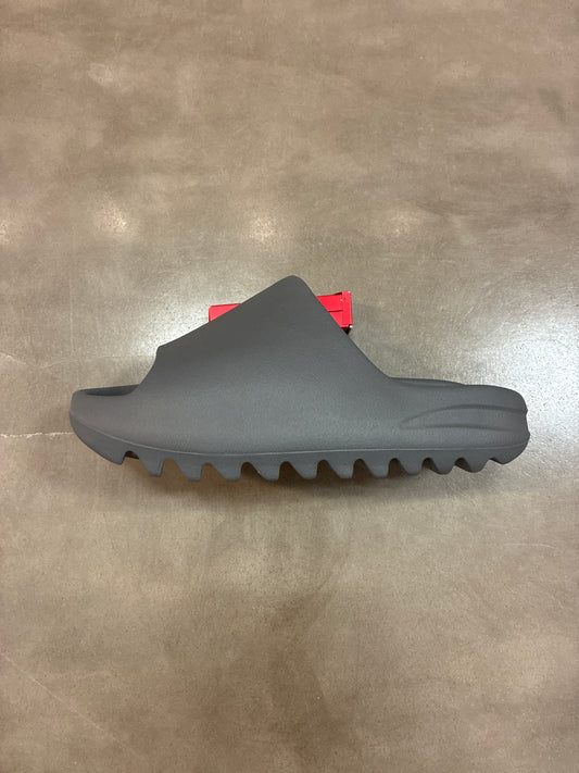 Yeezy Slide Slate Grey