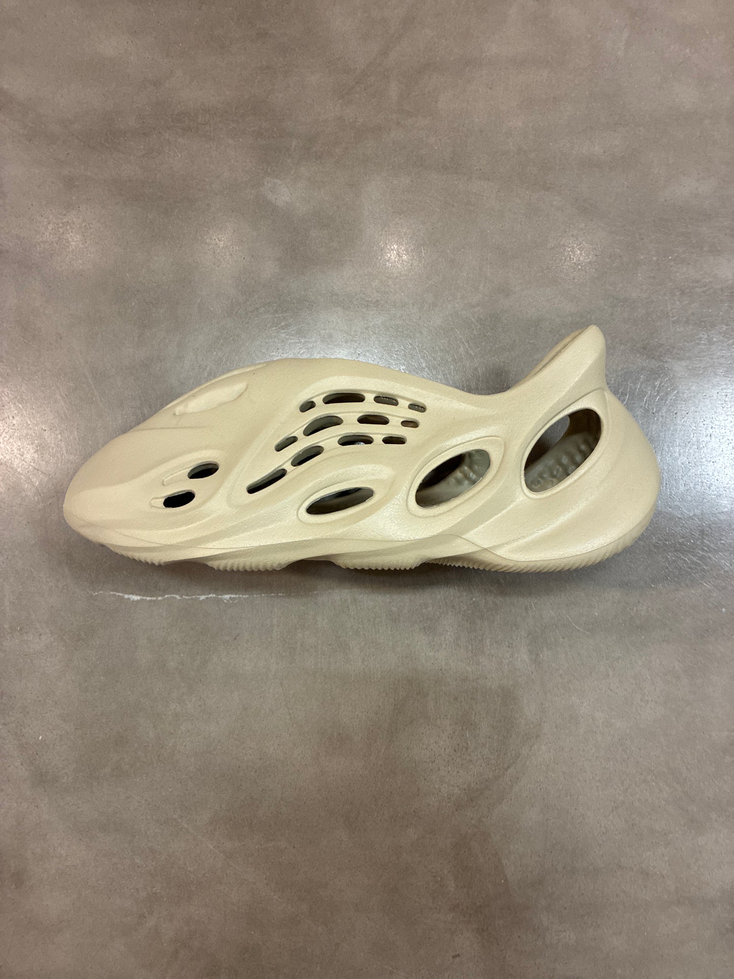 Adidas Yeezy Foam Runner Stone Taupe